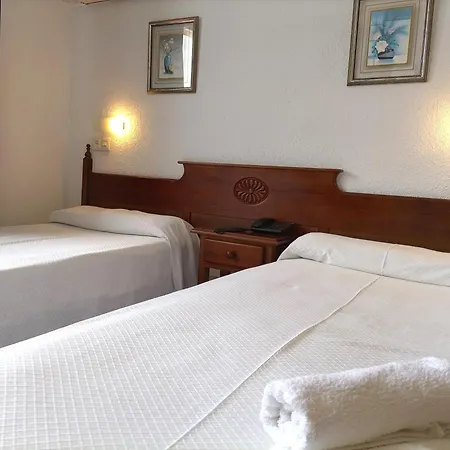 Vintage Mercedes Lloret de Mar