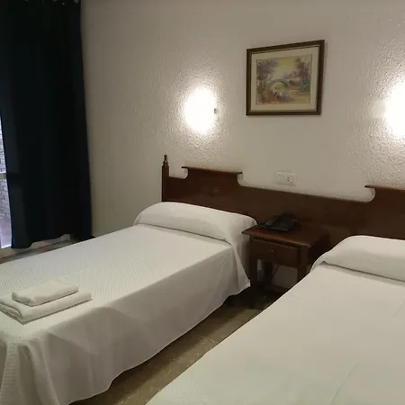 Vintage Mercedes Hotel Lloret de Mar