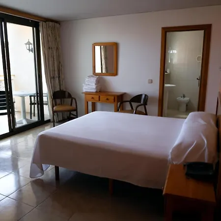 Vintage Mercedes 3* Lloret de Mar