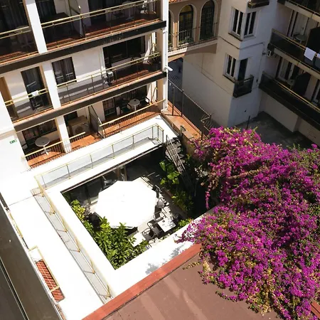 酒店 Vintage Mercedes 3*